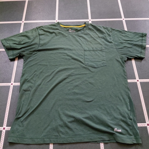 Berne Other - BERNE Forest Green Short-Sleeve Pocket Tee for Men